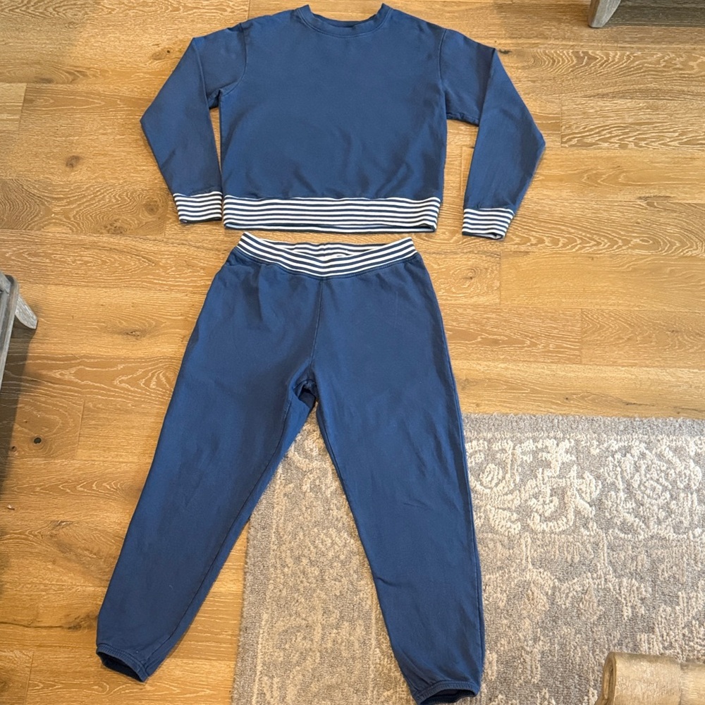 LAKE | Navy Blue Striped-Trim Sweatshirt and Jogger Set | Medium